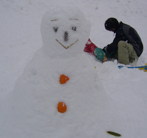 大きな雪だるま　シンプル